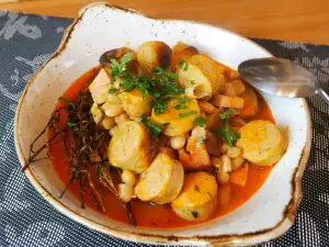 Cassoulet (The Most Delicious Bean Soup with Sausages)