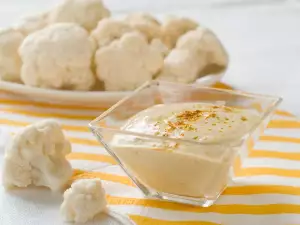 Cauliflower with Spicy Milk Sauce