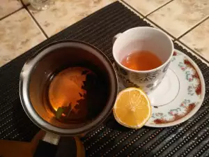 Bay Leaf Tea for Cleansing the Lungs