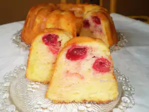 Cherry Cake with Syrup