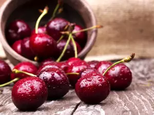 Cleanse Your Liver with Cherries! See How