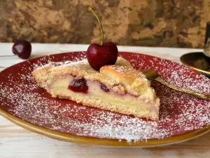 Cherry Pie with Custard