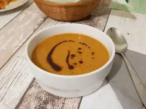 Turkish Red Lentil Cream Soup