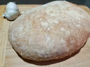 Ciabatta with Garlic and Yeast