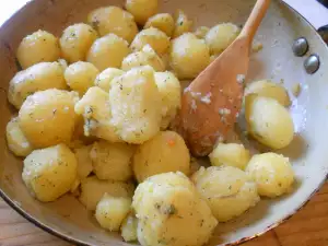 Garlic Potatoes Garnish