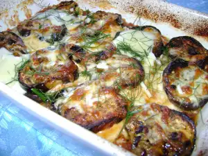 Garlic Eggplants with Processed Cheese and Cheese