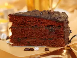 Unbelievably Delicious Chocolate Cake