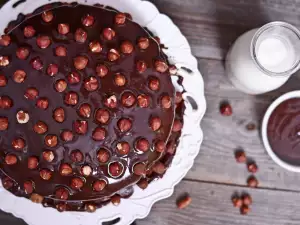 Torta Di Nocciole