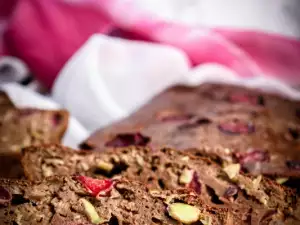 Chocolate Sponge Cake with Zucchini and Cherries