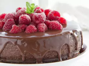 Six Ideas for the Perfect Cake Glaze