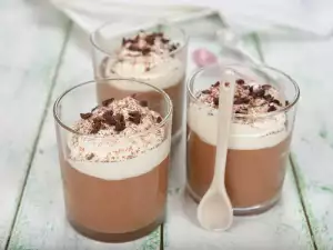 Chocolate Mousse with Cream