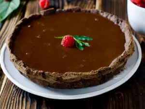 Chocolate Pie with Caramel