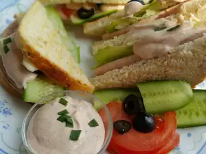 Club Sandwiches with Special Sauce