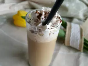 Cocoa Frappe with Rum and Cream