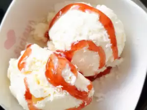 Homemade Coconut Ice Cream