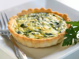 Tartlets with Spinach and Feta Cheese