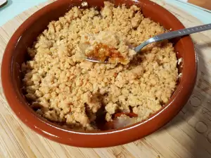 Crumble with Apples and Pears