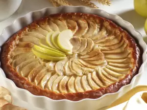 Apple and Pineapple Pie