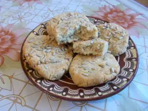 Dietary Bread Buns with a Crispy Crust