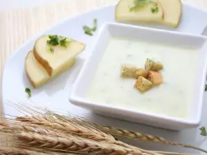 Cold Soup with Avocado and Cucumber