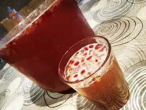 Homemade Pomegranate Vinegar