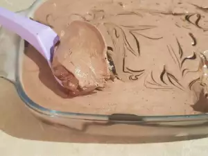 Homemade Chocolate Ice Cream with Bananas