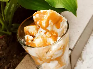 Homemade Ice Cream with Caramel