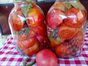 Canned Tomatoes Without Boiling