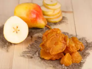 How to Prepare Dried and Marinated Pears