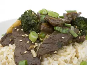 Liver with Leeks and Broccoli