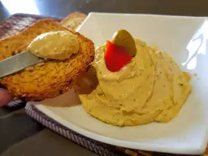 Boiled Egg Pate and Aromatic Spices