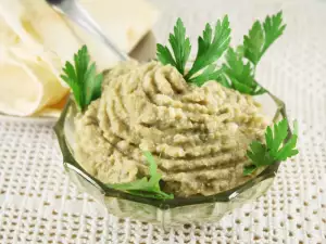 Appetizer with Zucchini and Garlic