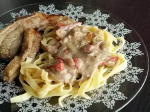 Pork Chops with Pepper Sauce