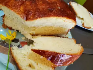 Classic French Brioche with Butter