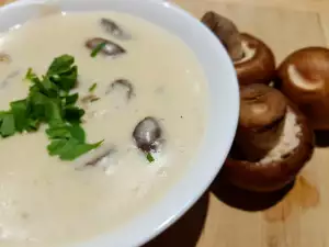 French Butter Sauce with Mushrooms