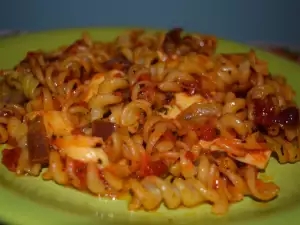 Fusilli with Red Onion and Emmental