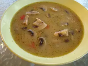 The Tastiest Mushroom Soup with Garlic