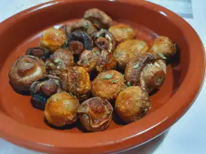 Whole Mushrooms in an Air Fryer