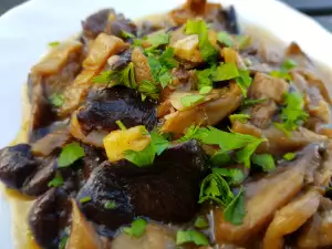 Stewed Mushrooms with White Wine