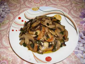 Mushrooms with Butter in a Grill Pan