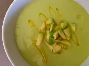 Avocado and Cucumber Gazpacho