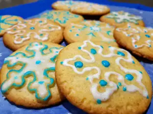 Gingerbread Christmas Snowflake Cookies