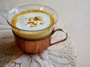 Golden Latte - How to Make it and What it is Good for