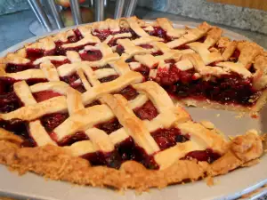 Berry Lattice Pie