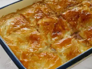 Greek Baklava with Cake Filling