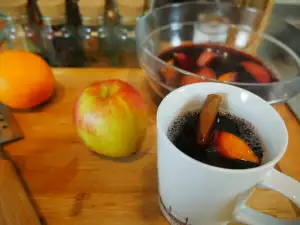 Village-Style Mulled Wine