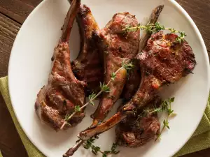 Lamb Chops with Garlic