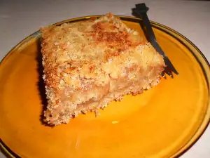 Arranged Apple Pie with Semolina