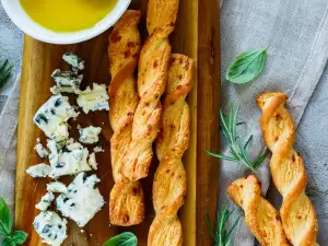 Puff Pastry Sticks with Cottage Cheese