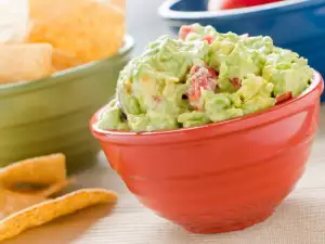 Guacamole with Red Pepper